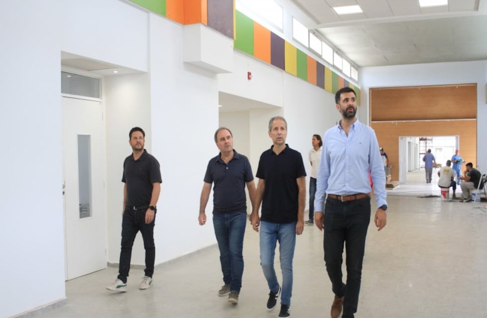 Supervisan obras de las escuelas ProA de la ciudad