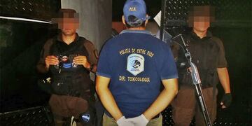 Fueron detenidas 3 personas en un allanamiento por narcomenudeo en Concordia.