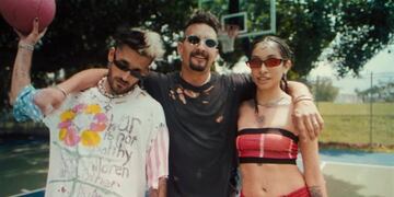 Mau y Ricky junto a María Becerra.