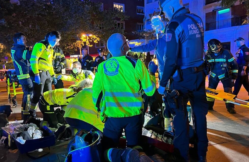 Tragedia en Madrid: dos muertos y diez heridos por incendio en un restaurante provocado por un plato flambeado