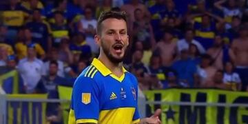 Darío Benedetto viajó a Qatar para alentar a La Scaloneta.