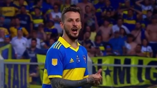 Darío Benedetto viajó a Qatar para alentar a La Scaloneta.