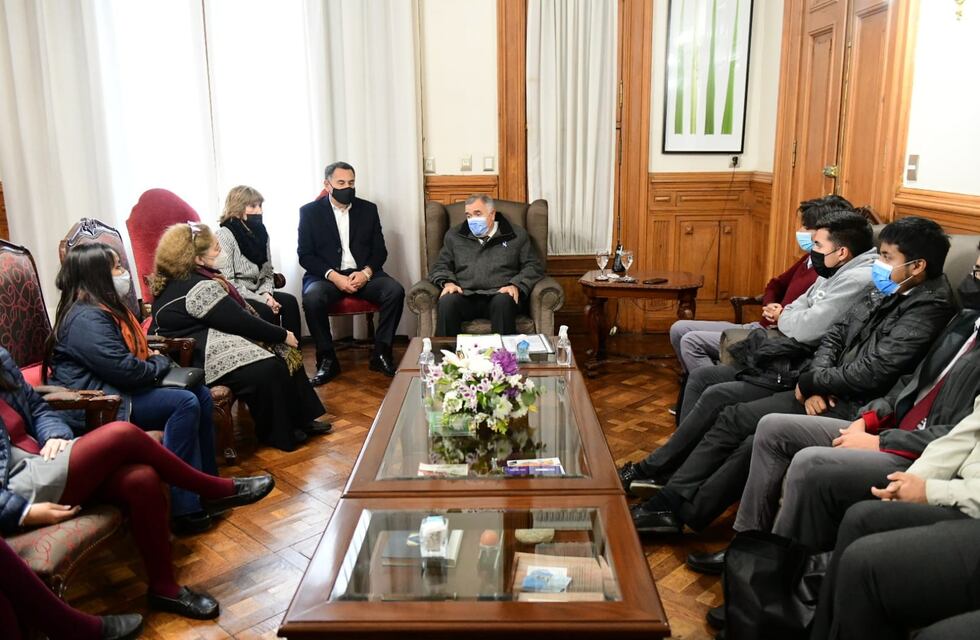 Jaldo recibió a estudiantes de escuelas técnicas que viajarán por un intercambio a Alemania