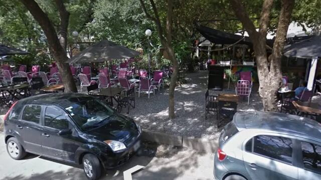 El resto Santa Calma, en el Parque Sarmiento, sufrió un incendio.
