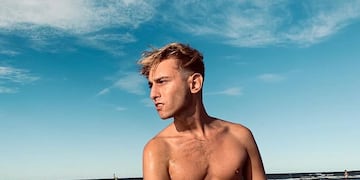 El joven asegura haber tenido un encuentro con Ricky Martin en 2022.