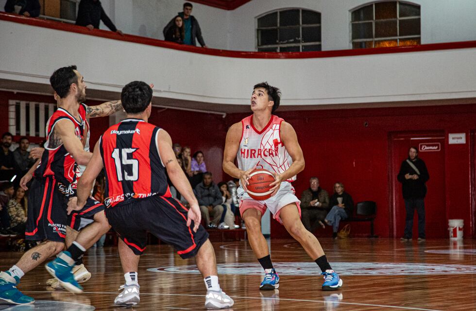 Copa “Ciudad de Tres Arroyos”: Huracán ganó, mantuvo el invicto y se clasificó a semifinales