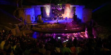 Música en el Anfiteatro Héctor Santángelo.