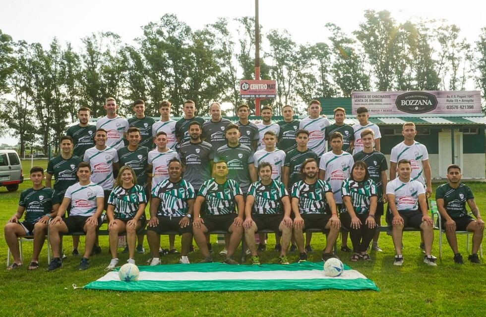 La primera del fútbol del Cultural Arroyito presentó su nueva camiseta en las redes sociales