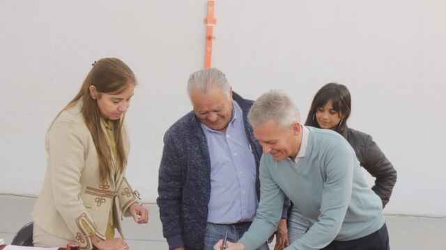 Escrituras en Bº Colinas