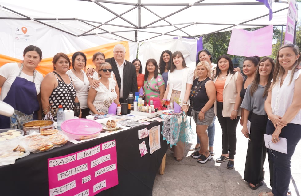 25N: Desarrollo Social encabezó una jornada de concientización sobre violencia de género