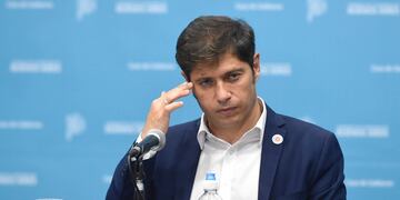 Axel Kicillof, gobernador de la provincia de Buenos Aires, brindó una conferencia de prensa para anunciar las restricciones en su distrito. (Clarín)
