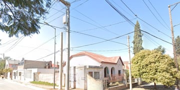 Un joven corrió a un ladrón por los techos y terminó internado en el Urgencias.