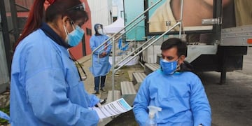 Hisopadores y encuestadores listos