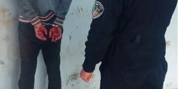 Dos personas detenidas por robo en Eldorado.