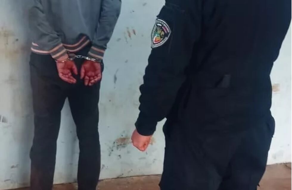 Dos personas detenidas por robo en Eldorado