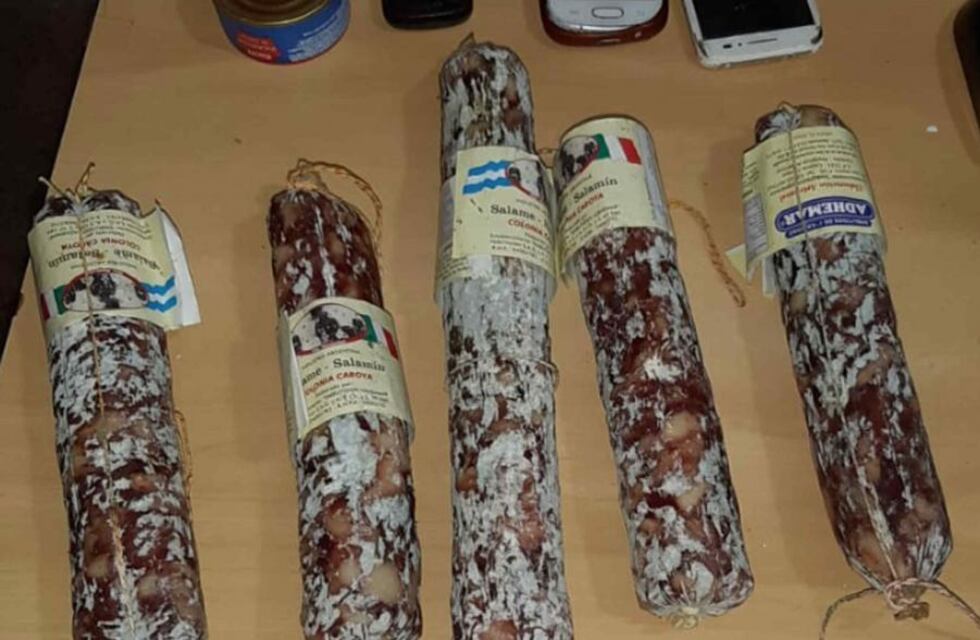 Disturbio en el centro de carlos paz: un inspector golpeado por un vendedor ambulante