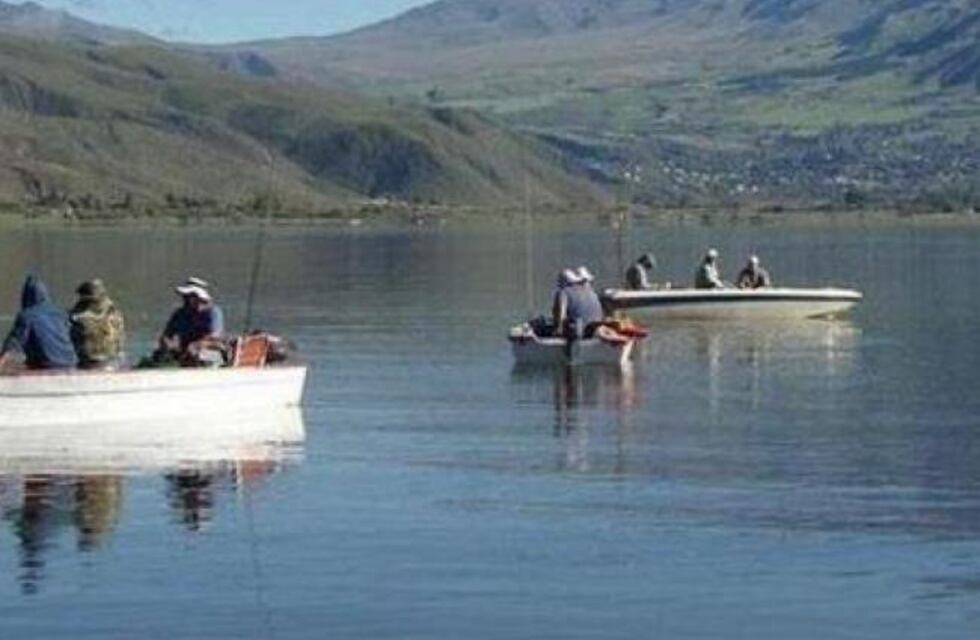 Pesca deportiva: comienza la veda en el Dique La Angostura