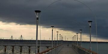 Martes con descenso de temperatura, lluvias y descargas eléctricas.