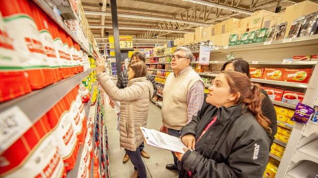 Ya se han notificado a los grandes comercios y supermercados que son los que tienen más injerencia en la formación de precios. La medida es de cumplimiento obligatorio.