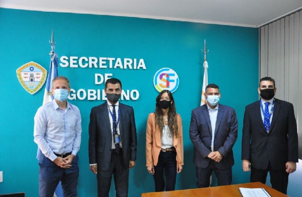 Se firmó el contrato de comodato entre el municipio y la Policía Federal Argentina.