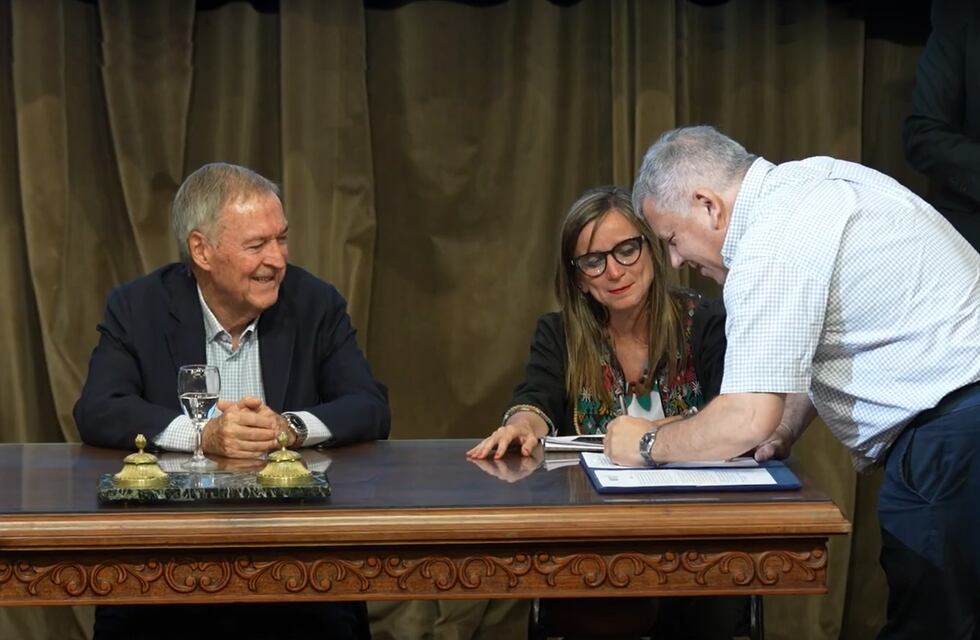 El Hospital Municipal Carlos J. Rodríguez recibirá fondos del FOFINDES y es elevado de categoría