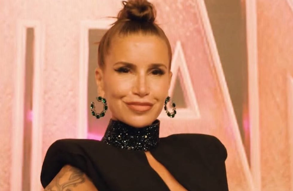 Flor Peña presumió su espectacular figura con un look veraniego para el infarto