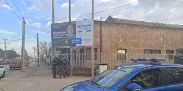 La primaria cuenta con presencia permanente de fuerzas provinciales y federales.