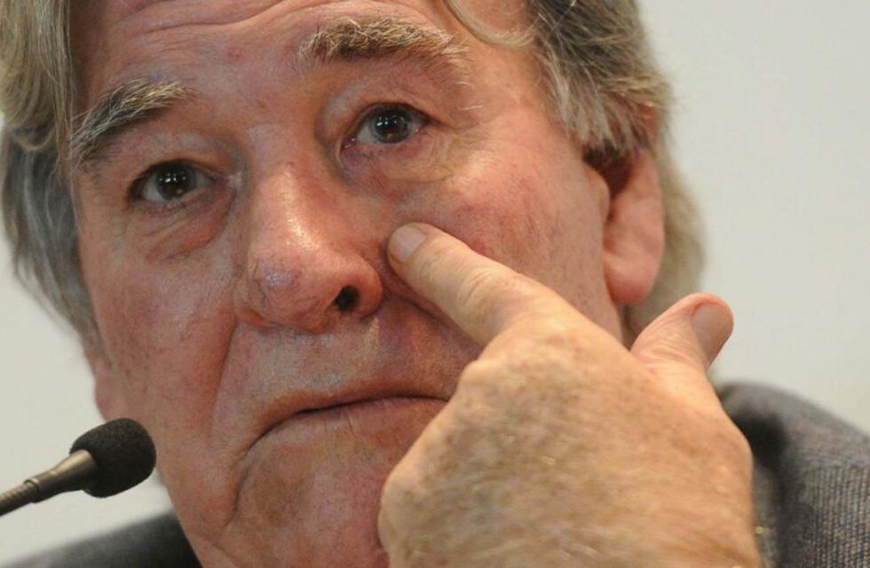 Armando Pérez, internado por coronavirus