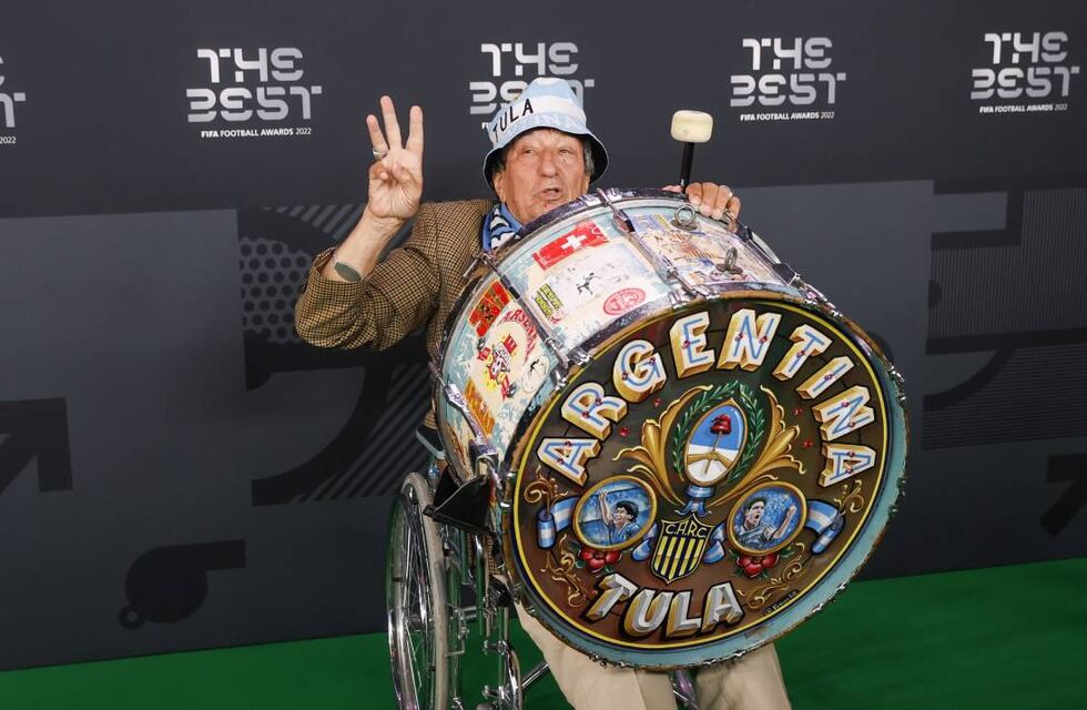 Rosario Central celebró la presencia del “Tula” en los premios The Best