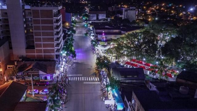 Se realizó el Desfile Navideño en Eldorado con un acompañamiento multitudinario