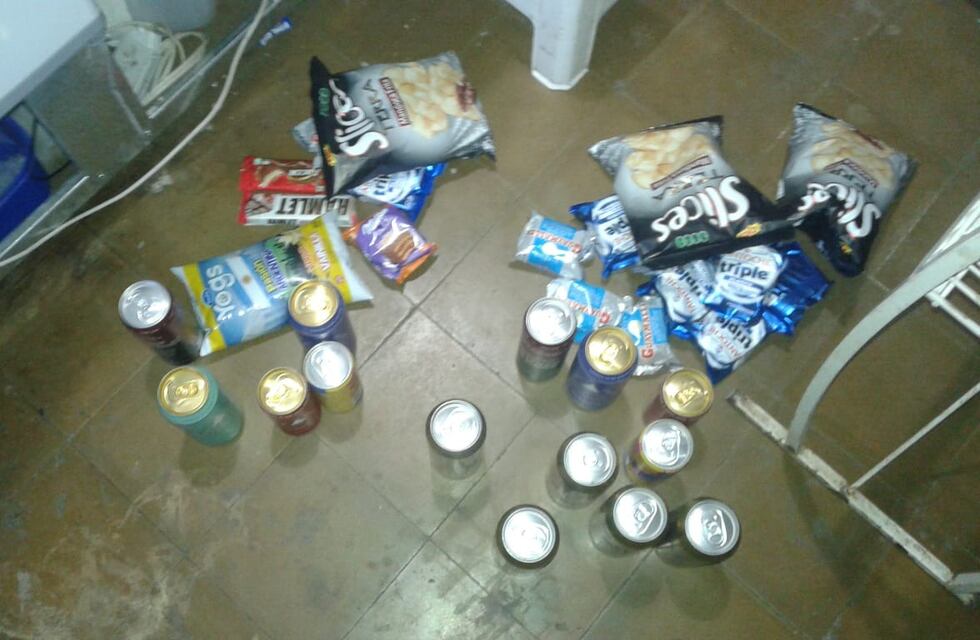 Decomisan alimentos vencidos en un comercio de Tres Arroyos