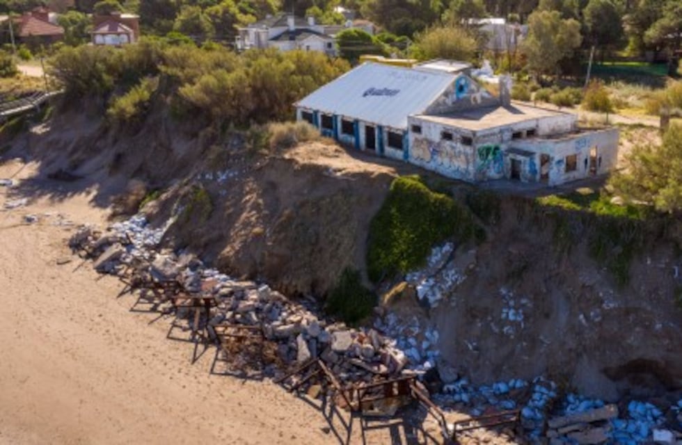 Pehuen Co: presentaron el Plan de Defensa de Duna Costera para el balneario