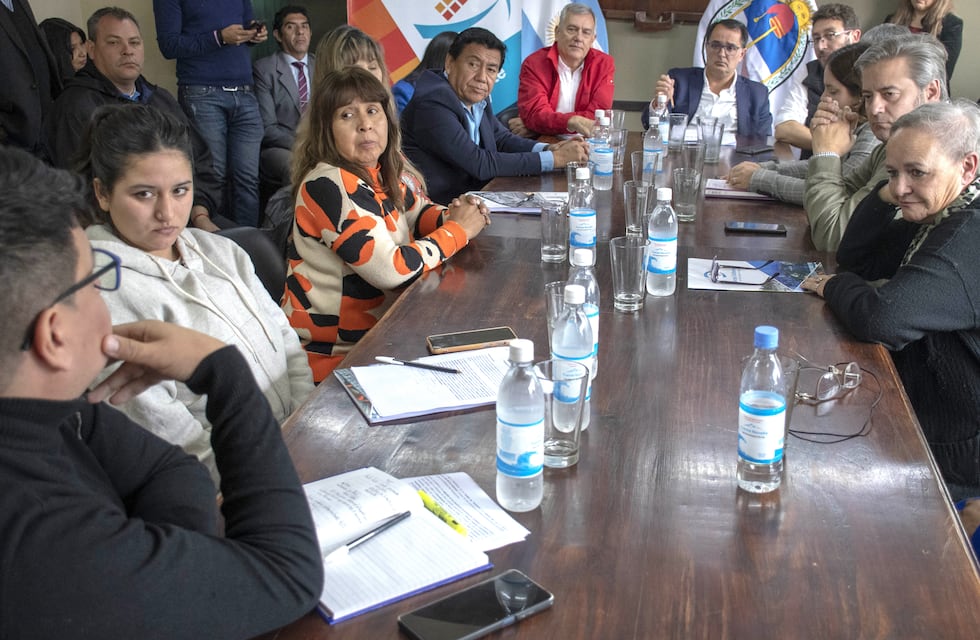 La capital jujeña tendrá en 2026 más líneas de colectivos y unidades eléctricas en circulación