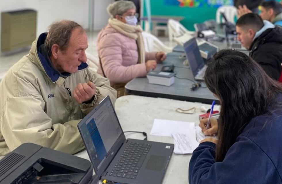 El Operativo Documentación continúa este viernes en el barrio Olimpo