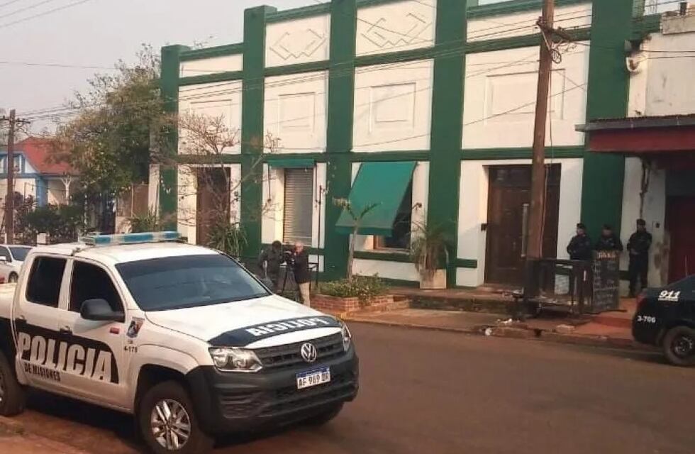 Allanan un local de Pedro Puerta en Apóstoles por la causa de pedofilia que involucra a los hermanos Kiczka