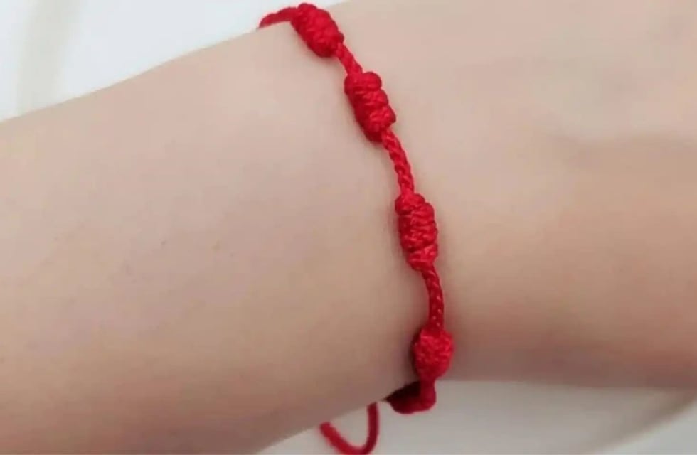 Para la buena suerte: cómo hacer la pulsera de los 7 nudos en casa