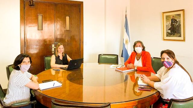Gabriela Castillo, se reunió con funcionarios nacionales de Recursos Hídricos, Planificación Territorial y Vialidad Nacional.
