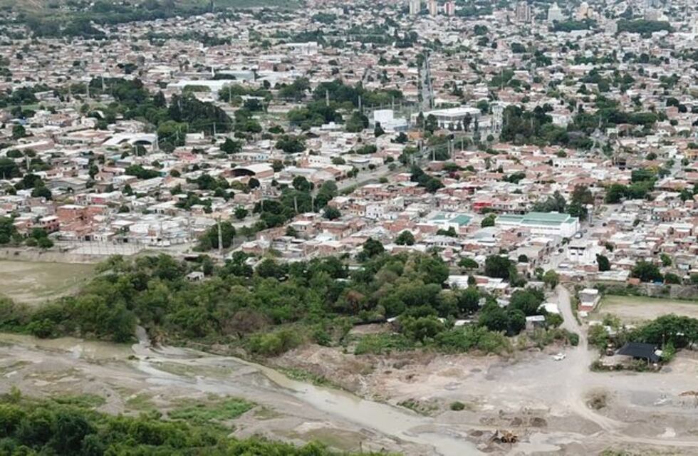 Construirán un puente sobre el Río Arenales en la capital salteña