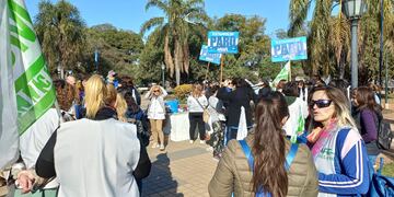 Manifestación de docentes de Rafaela y la región en la plaza 25 de mayo