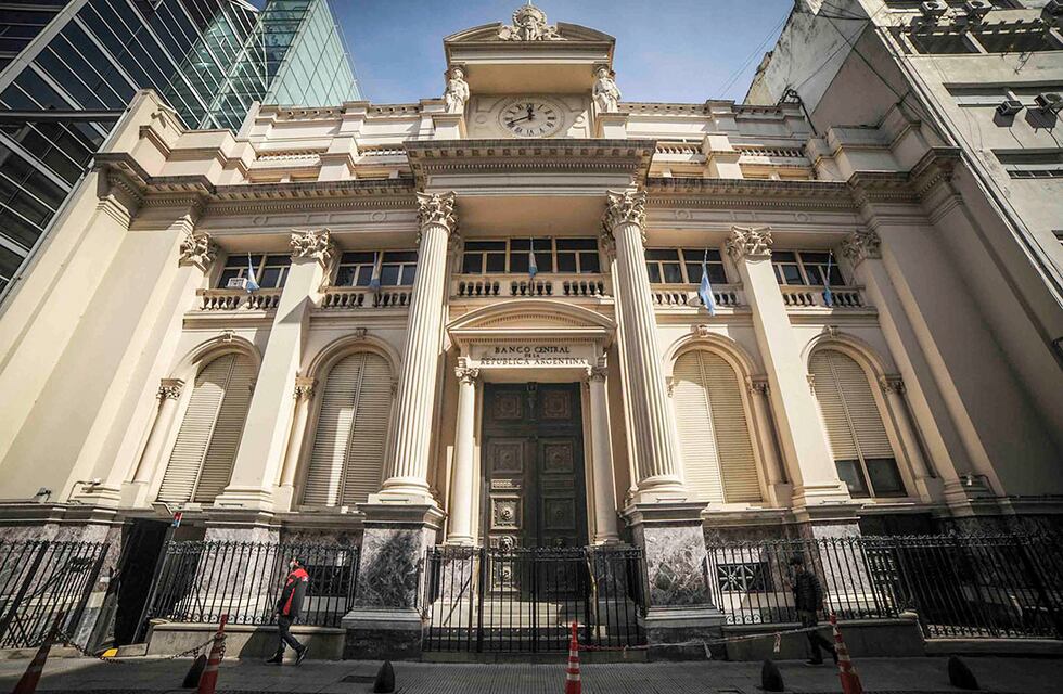 Nueva venta de reservas del BCRA para sostener el tipo de cambio con el dólar