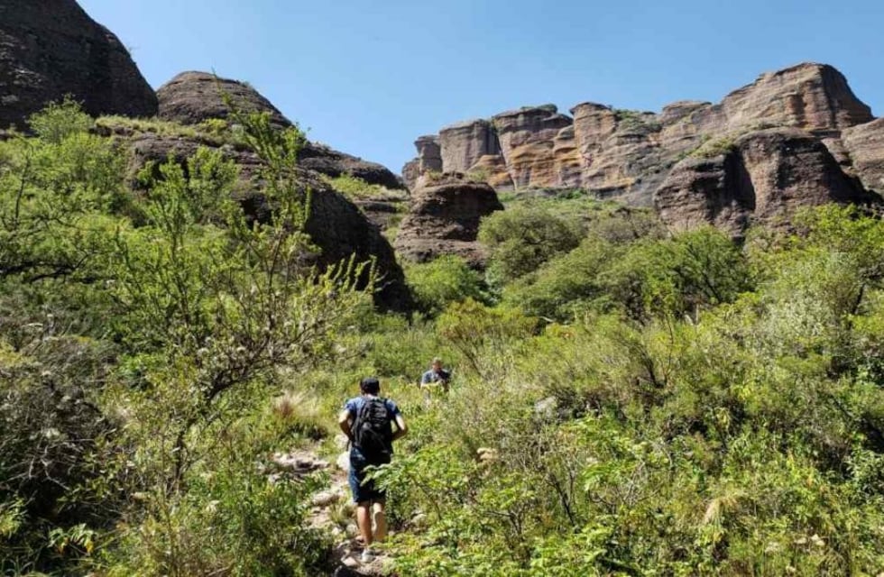 Con cascada y agua transparente: así es el miniparaíso escondido en las Sierras de Córdoba