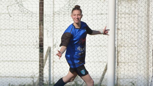 Sofía Mattos anotó 4 goles en la goleada 7 a 3 de Puerto a Libertad. (Foto: Círculo Central - Futbol Femenino Bahía Blanca).