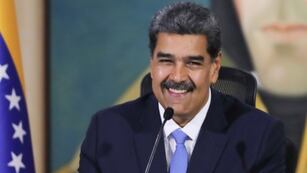 A horas de su asunción ilegítima, Maduro cerró las fronteras con Colombia por una presunta “conspiración internacional”.