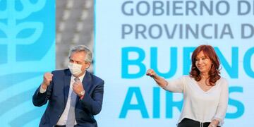 El presidente Alberto Fernández y la vicepresidenta Cristina Kirchner se mostraron juntos en un acto en La Plata. (Foto: Presidencia)