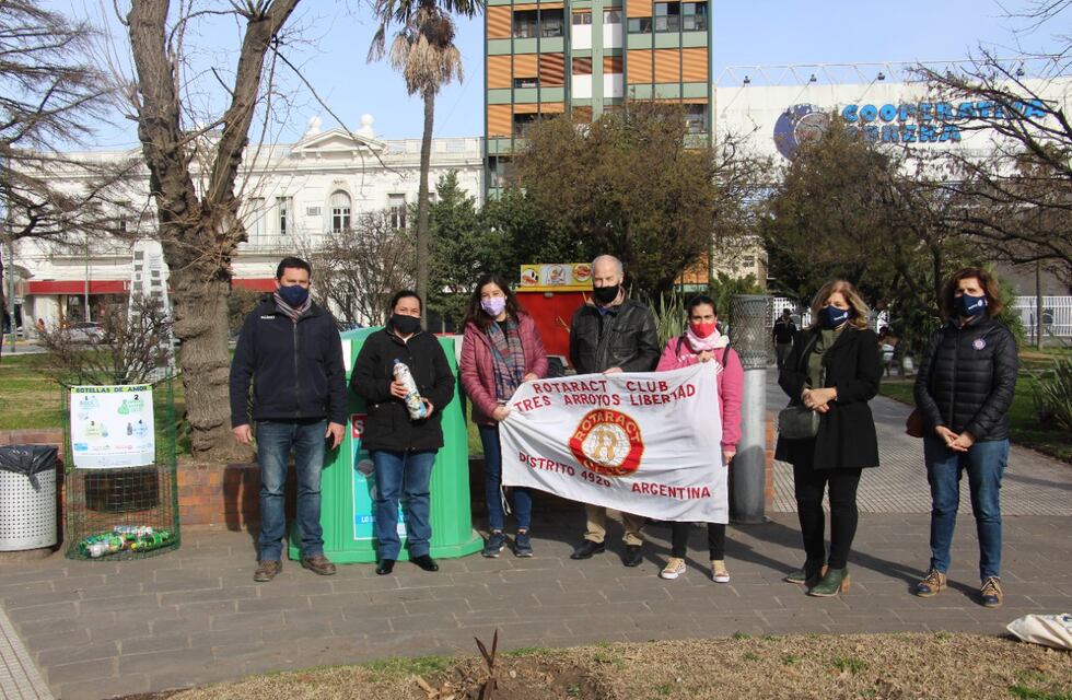 Se lanzó la campaña “Botellas de Amor”