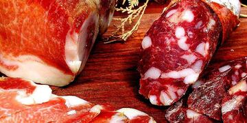 Los afectados habrían contraído la enfermedad luego de consumir salamines adquiridos en La Punilla (La Voz/Archivo).