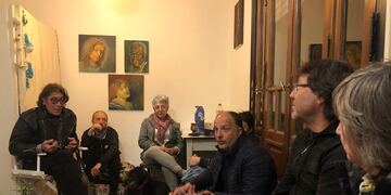 Garate se reunió con artistas plásticos locales