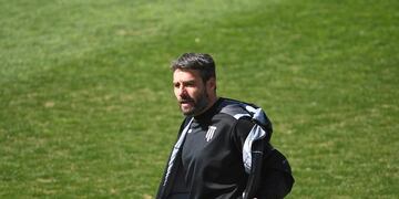 Diego Pozo dejó el cargo como técnico de Gimnasia de Mendoza, luego de la derrota ante Independiente Rivadavia, en el clásico mendocino que disputaron por la Copa Argentina.