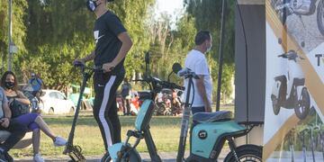 Se desarrolló en en el Parque de la Familia y participaron dos iniciativas de energía eléctrica para el cuidado del medio ambiente.