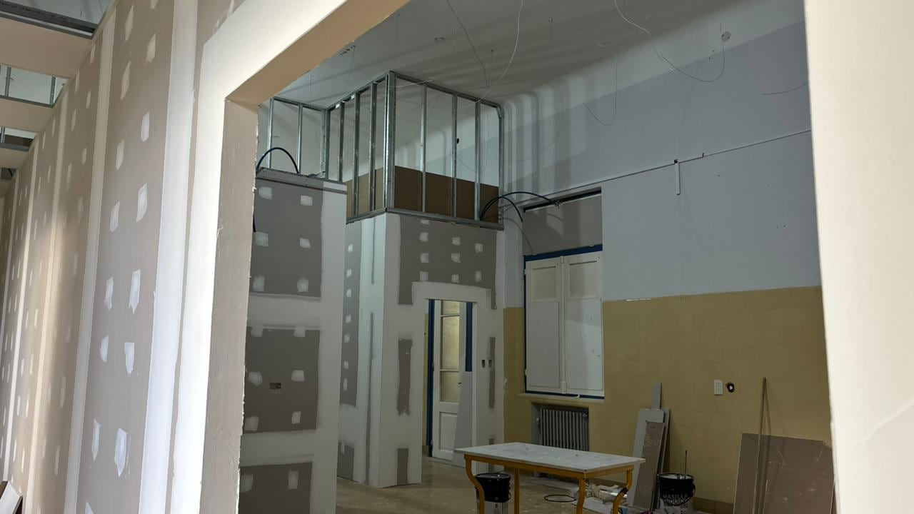 Gonzales Chaves: Puesta a punto del nuevo laboratorio del Hospital Municipal “Anita Eliçagaray”